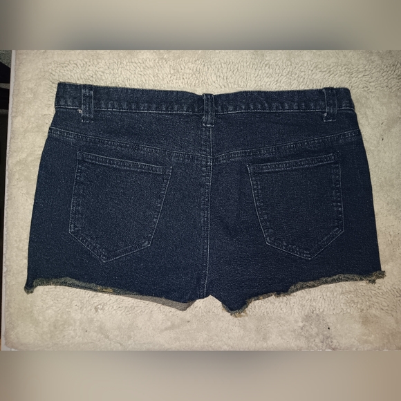 Venus jean shorts - Picture 3 of 4
